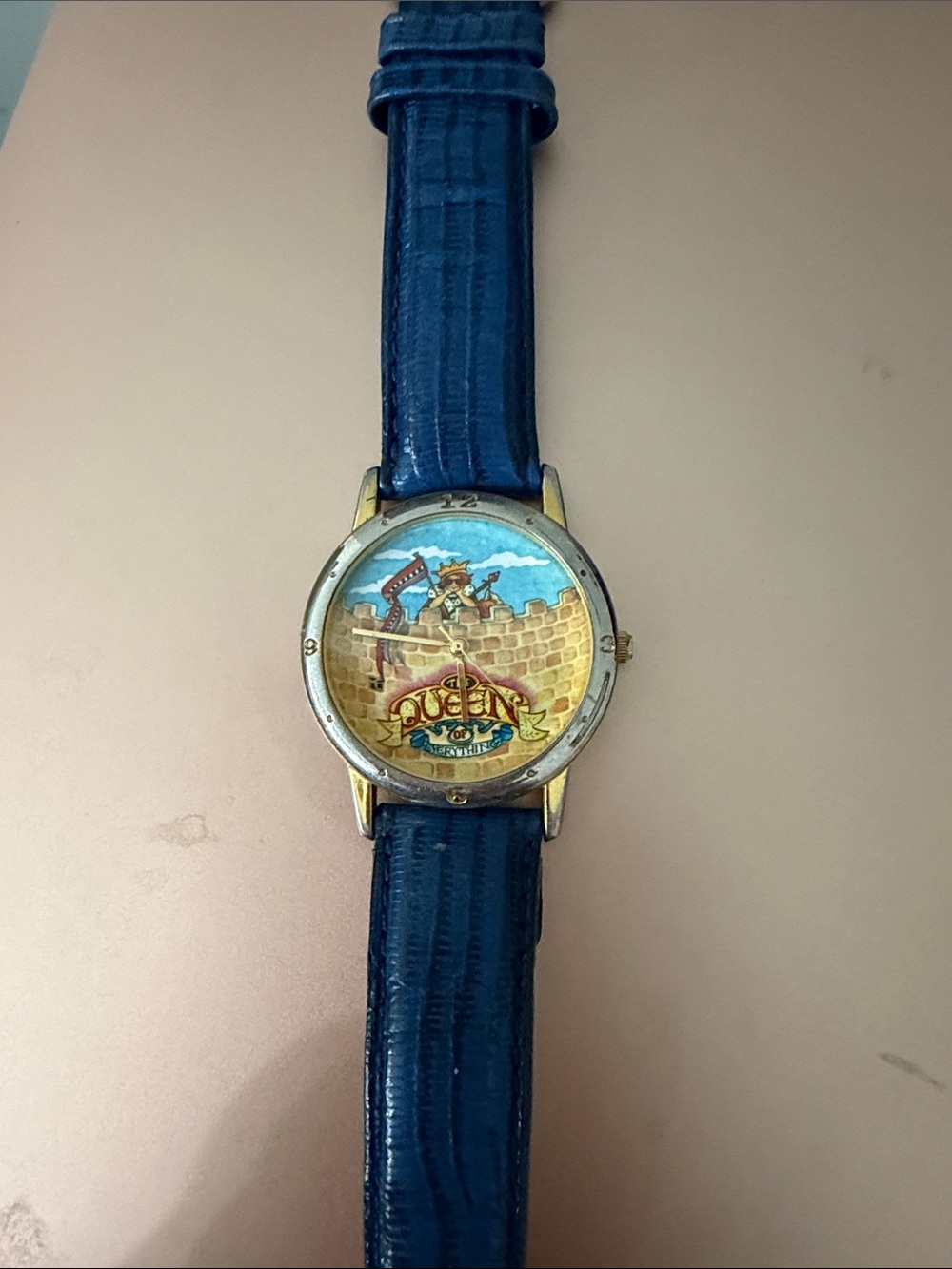 Source Unknown Blue Strap Novelty Queen Graphic Watch needs battery